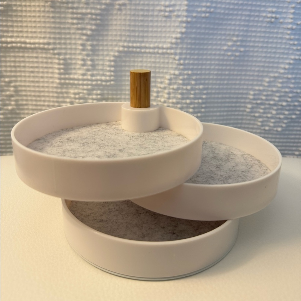 The2Bandits Tiered Catchall Tray